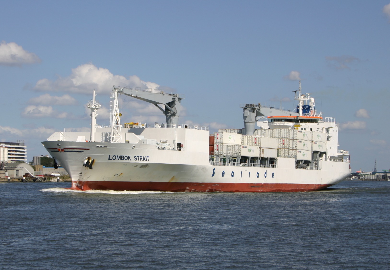 Ekspedisi Bawah Laut: Kapal Reefer